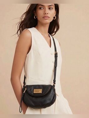 Marc Jacobs Black Leather Crossbody Bag